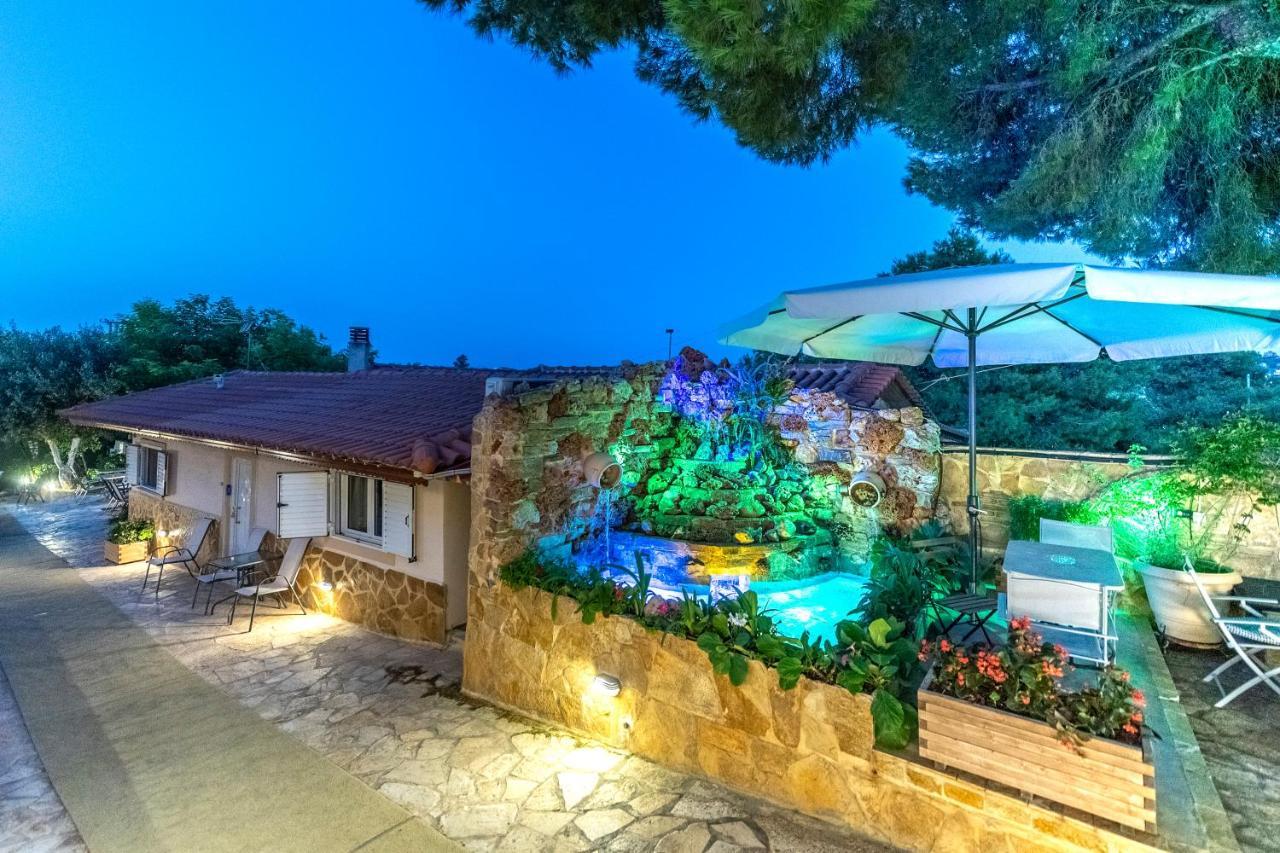 Aparthotel Tina 3*