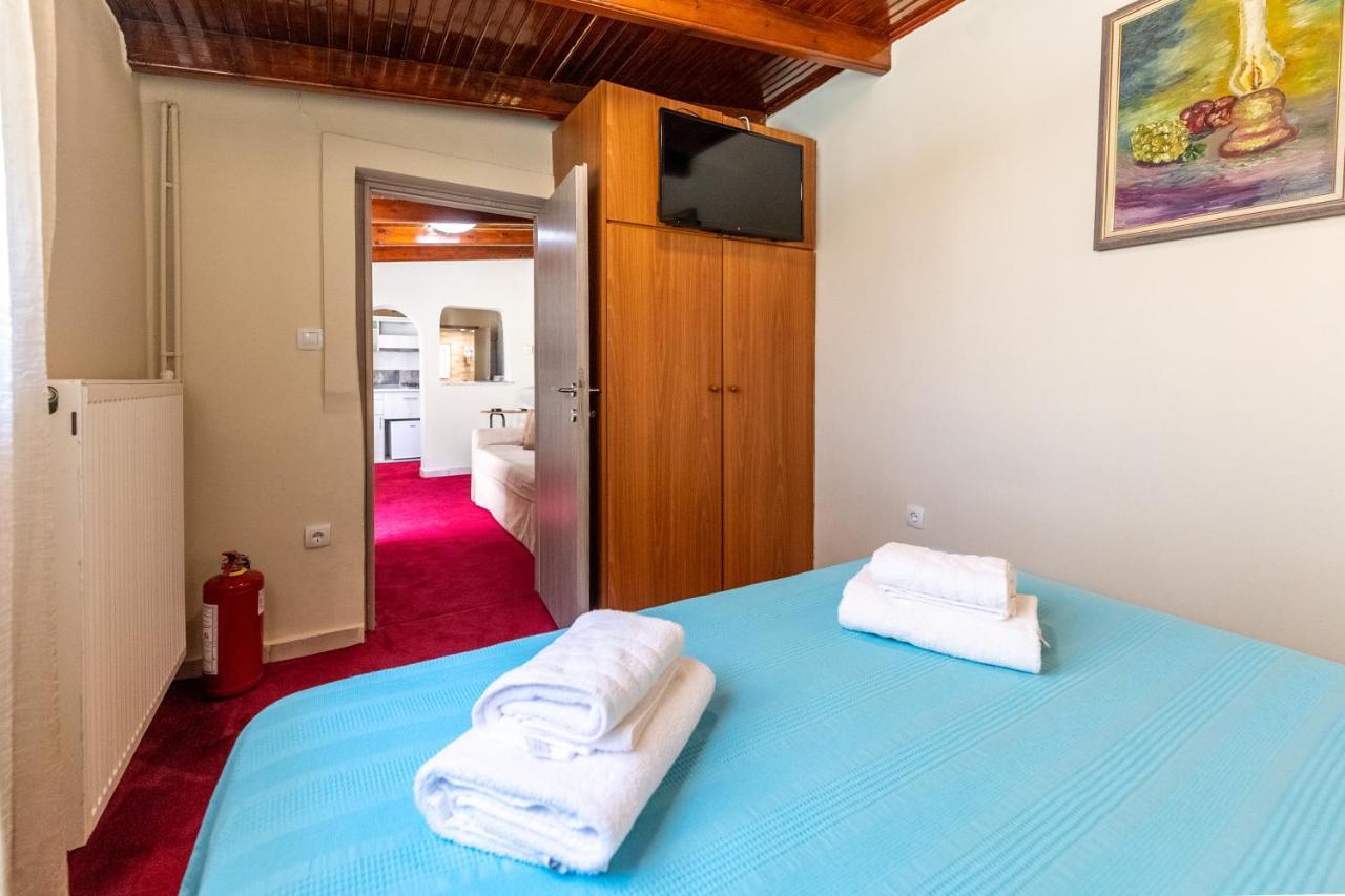 Tina Aparthotel